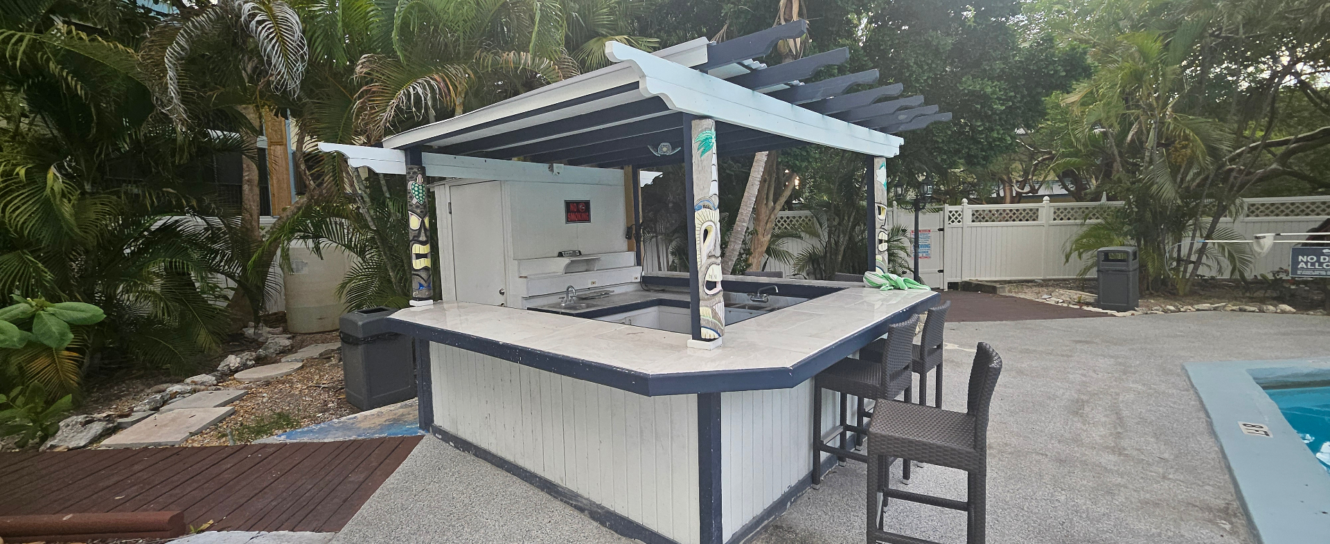 Pool Bar — Before